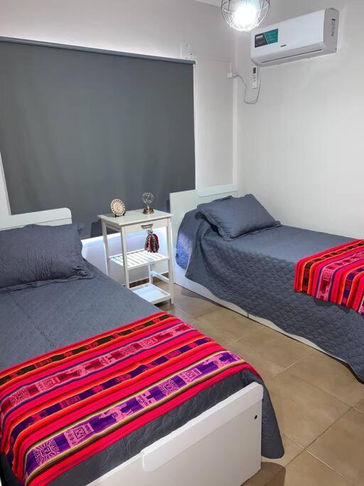 Hermoso Duplex En Barrio Cerrado 波萨达斯 外观 照片